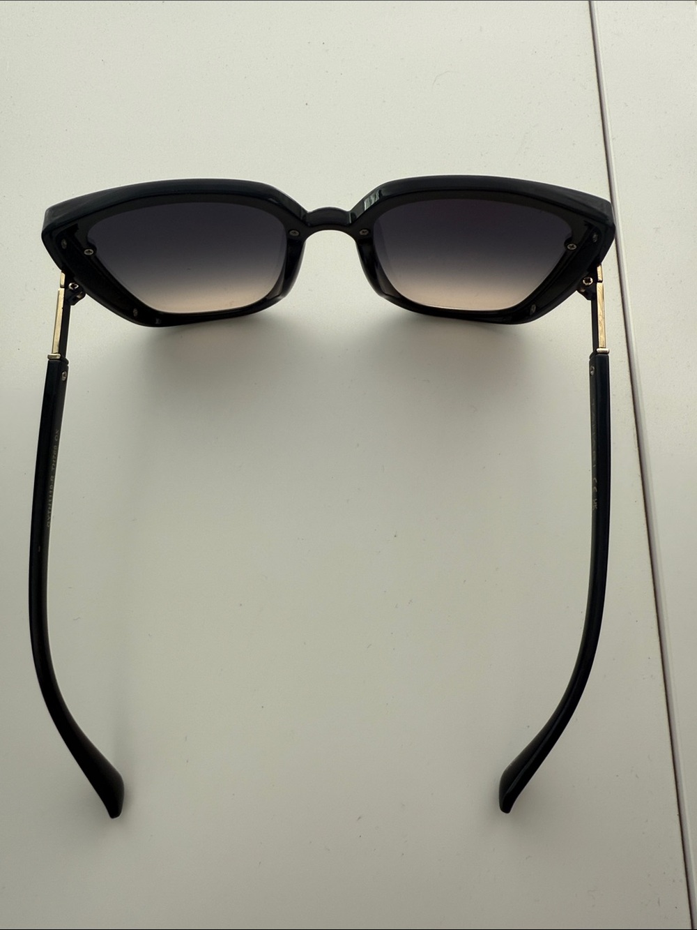 Tahari Black Gradient Oversized Cat-Eye Sunglasses - Picture 4 of 4